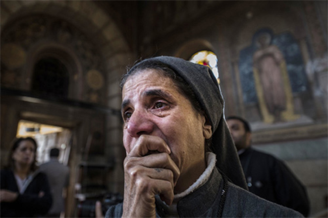 Напади терориста-самоубица на коптске цркве у Египту – преко 40 погинулих верника