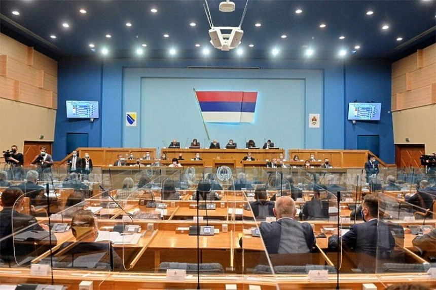 Српска анулирала пренос надлежности на БиХ за индиректне порезе, ВСТС и одбрану и безбедност
