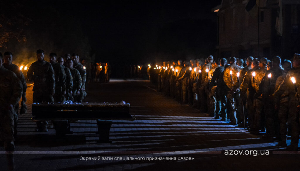 Псевдогорем. Парад укронацыстов под волчьим крюком.