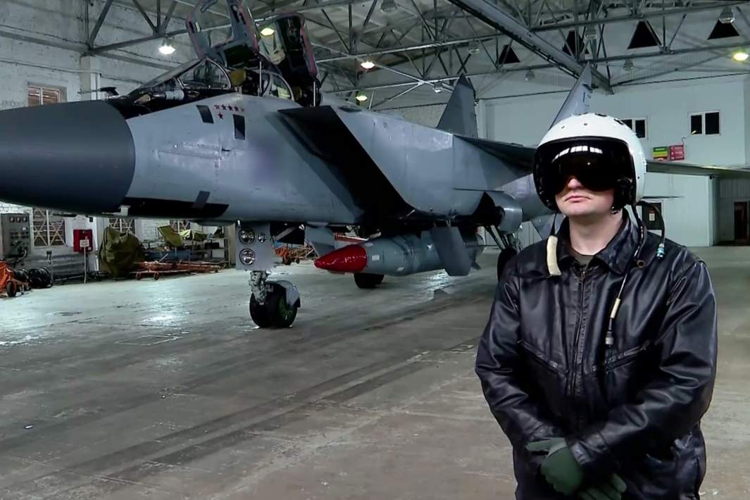 Украјинци и Британци планирали да украденим руским мигом бомбардују америчку базу у Румунији